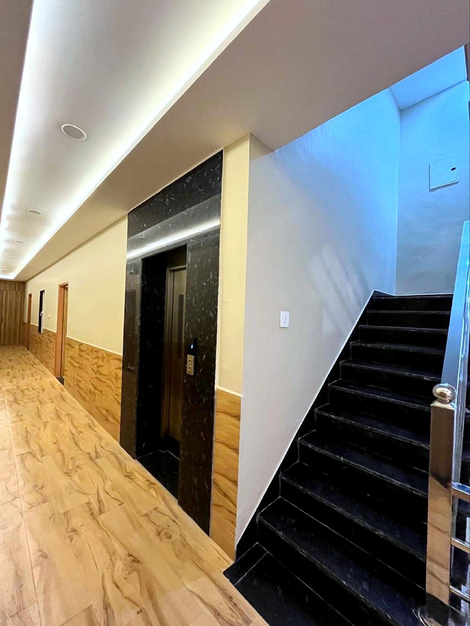 Hotel Vrinda Niddhivan ! Fully Ac, Prem Mandir At Walking Distance ! Just Near The Iskcon Temple Vrindāvan エクステリア 写真